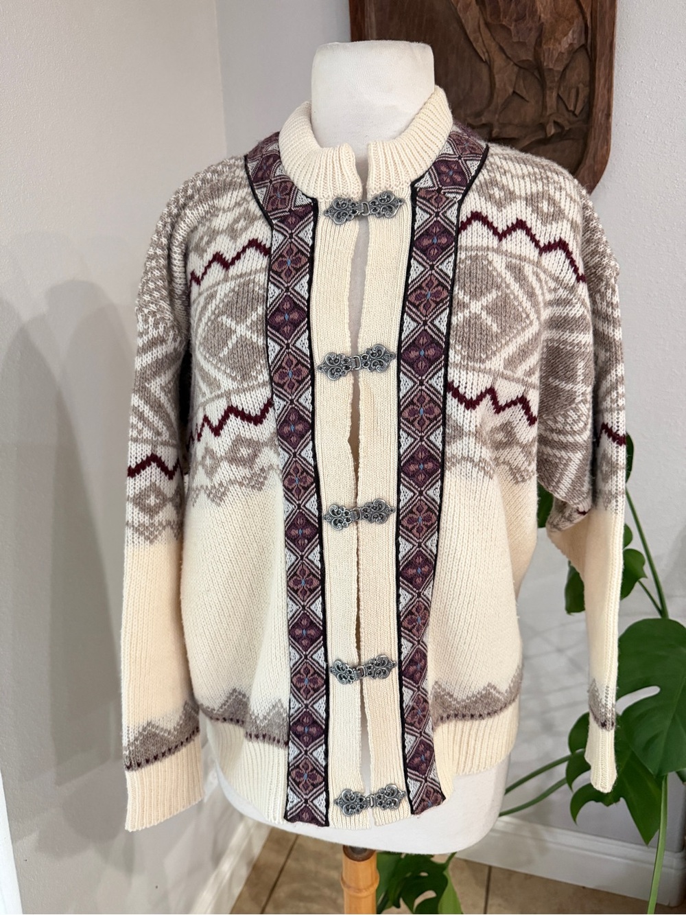 Vintage Scandia New Zealand Pure Wool Fair Isle Nordic Cardigan Sweater Medium